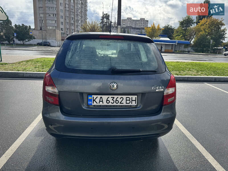 Універсал Skoda Fabia 2008 в Києві