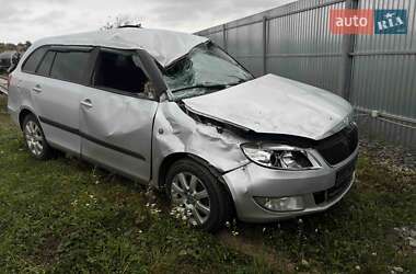Універсал Skoda Fabia 2010 в Тернополі