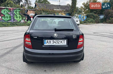 Хэтчбек Skoda Fabia 2001 в 