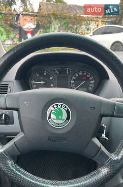 Хэтчбек Skoda Fabia 2001 в 