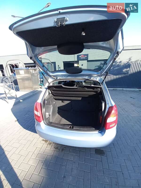 Хетчбек Skoda Fabia 2011 в Перечині