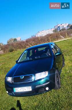 Седан Skoda Fabia 2004 в Шептицькому