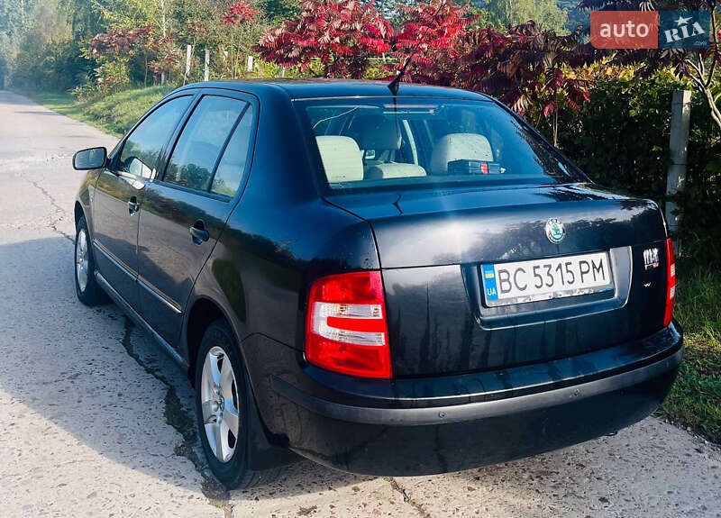 Седан Skoda Fabia 2004 в Новояворівську фото 2 Седан Skoda Fabia 2004 в Новояворівську