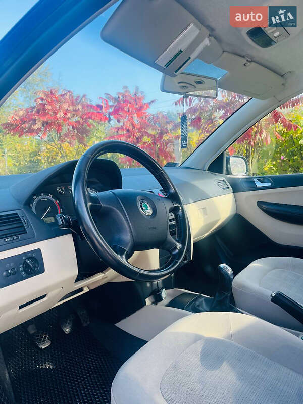 Седан Skoda Fabia 2004 в Новояворівську фото 5 Седан Skoda Fabia 2004 в Новояворівську