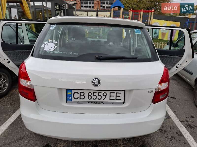 Хетчбек Skoda Fabia 2013 в Чернігові
