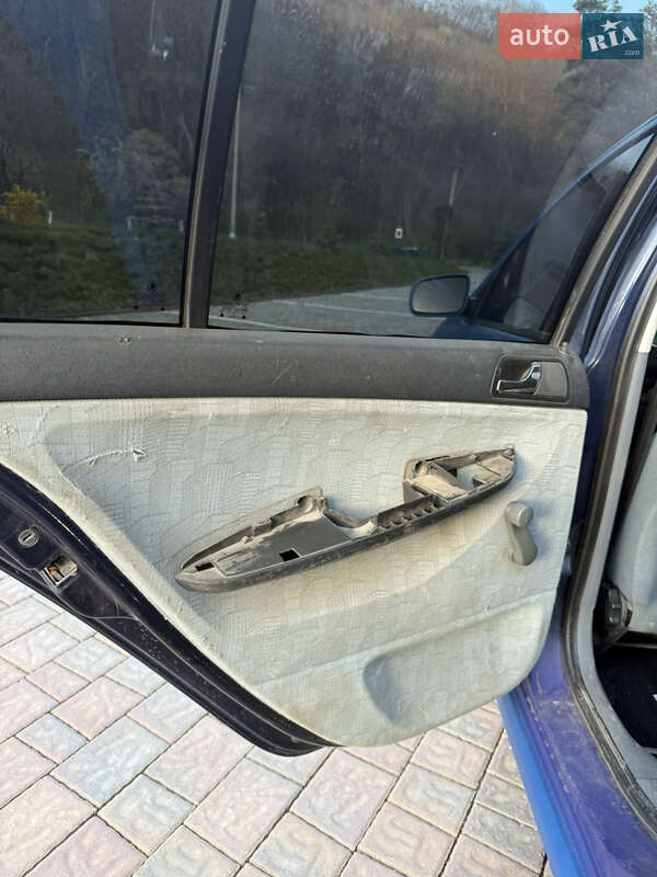 Хетчбек Skoda Fabia 2002 в Заліщиках фото 10 Хетчбек Skoda Fabia 2002 в Заліщиках