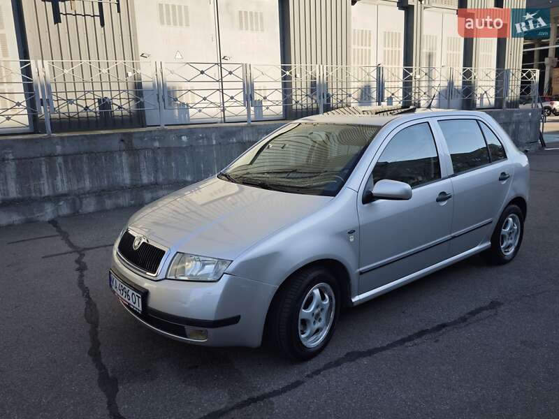 Хетчбек Skoda Fabia 2001 в Києві