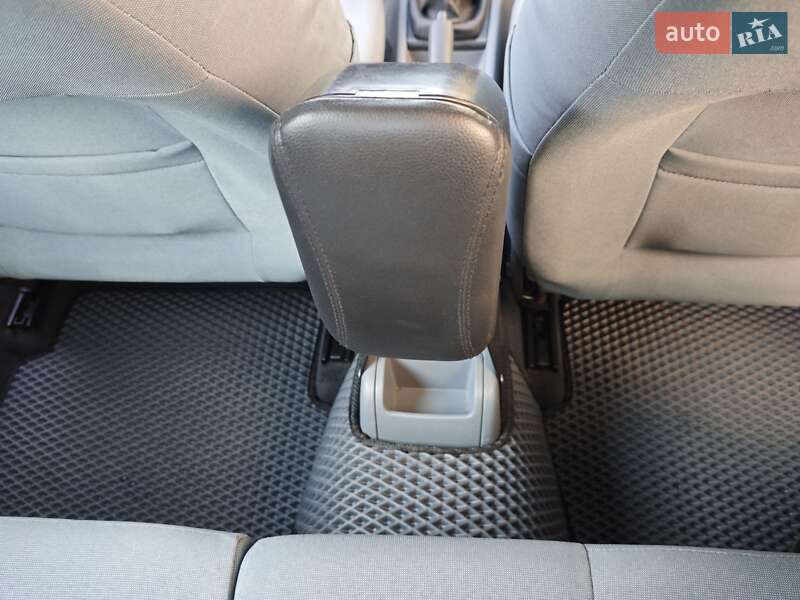 Хетчбек Skoda Fabia 2001 в Києві