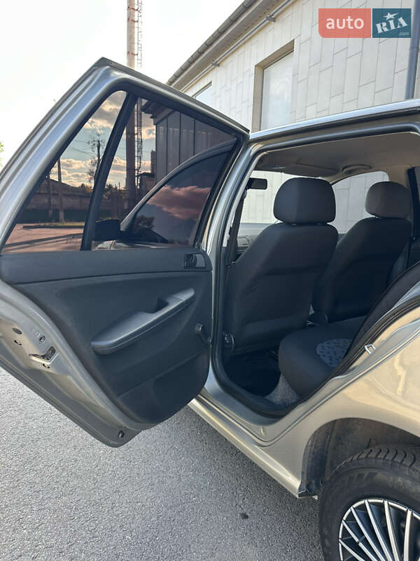 Универсал Skoda Fabia 2006 в Кривом Роге
