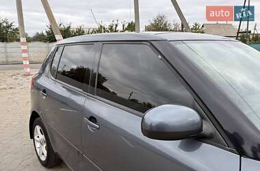 Хэтчбек Skoda Fabia 2008 в 