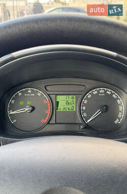 Хэтчбек Skoda Fabia 2007 в 