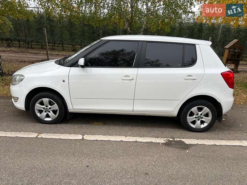 Хетчбек Skoda Fabia 2012 в Дніпрі фото 22 Хетчбек Skoda Fabia 2012 в Дніпрі