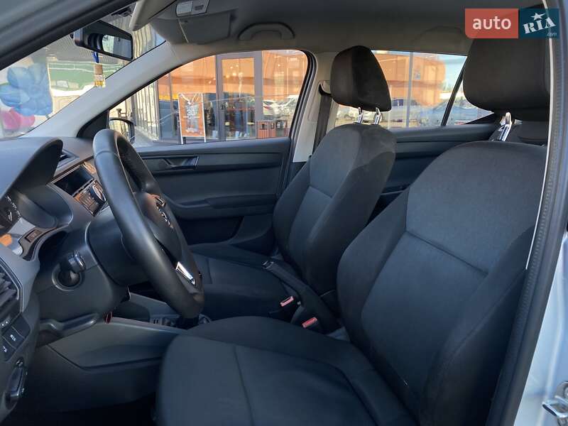 Хэтчбек Skoda Fabia 2015 в Киеве фото 8 Хэтчбек Skoda Fabia 2015 в Киеве
