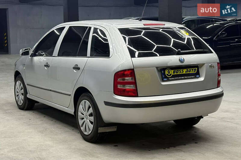 Универсал Skoda Fabia 2004 в Черновцах