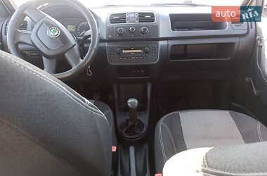 Хэтчбек Skoda Fabia 2009 в 