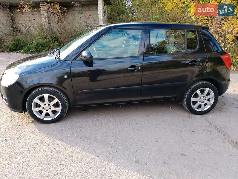 Хэтчбек Skoda Fabia 2008 в Тернополе