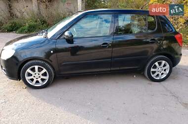 Хетчбек Skoda Fabia 2008 в  фото 18 Хетчбек Skoda Fabia 2008 в