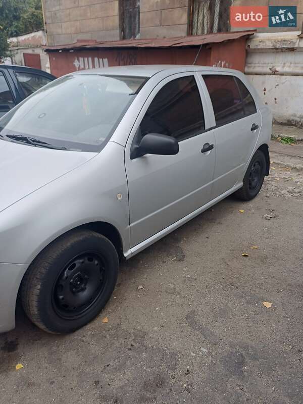 Хетчбек Skoda Fabia 2007 в Дніпрі