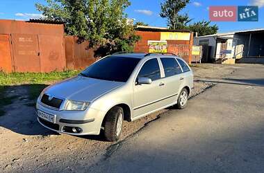 Универсал Skoda Fabia 2005 в Сумах
