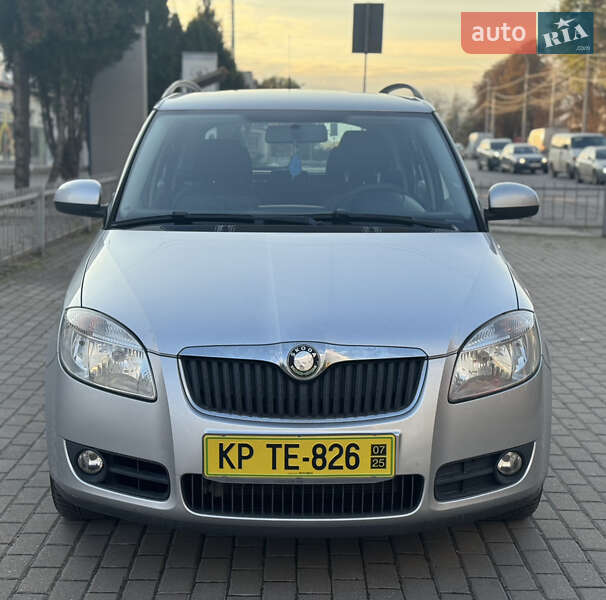 Универсал Skoda Fabia 2010 в Ровно фото 3 Универсал Skoda Fabia 2010 в Ровно