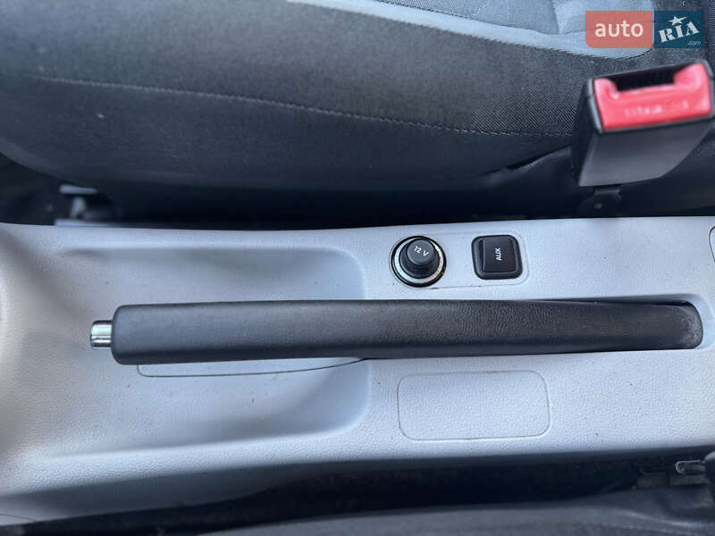 Универсал Skoda Fabia 2010 в Ровно фото 22 Универсал Skoda Fabia 2010 в Ровно