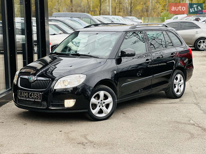 Универсал Skoda Fabia 2009 в Харькове