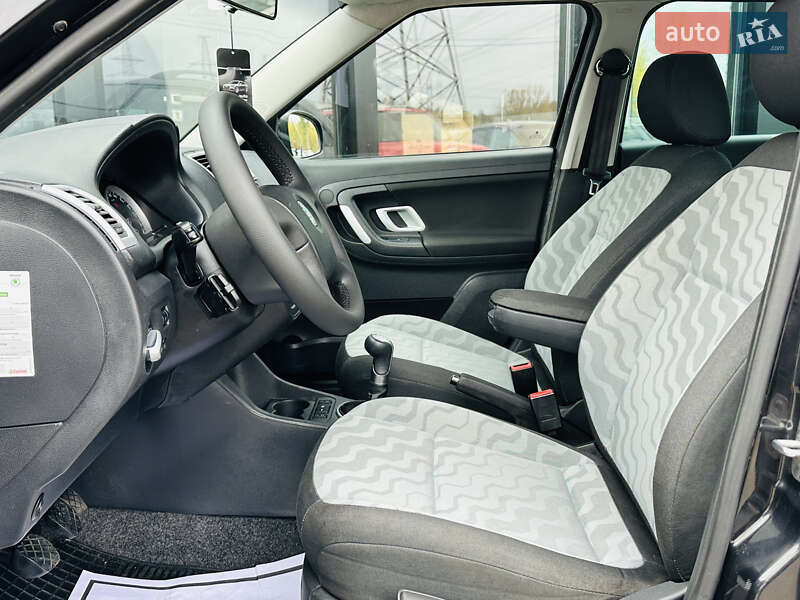 Универсал Skoda Fabia 2009 в Харькове