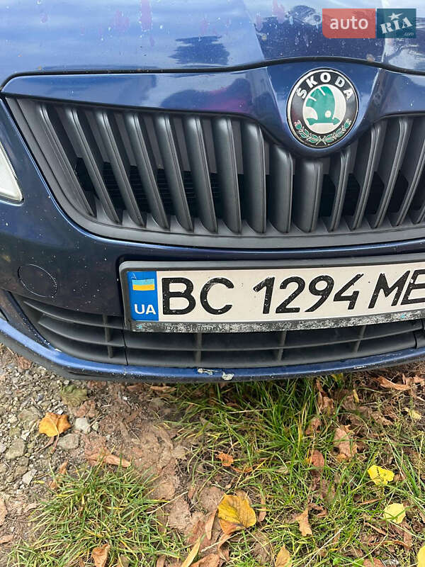 Хэтчбек Skoda Fabia 2011 в Львове