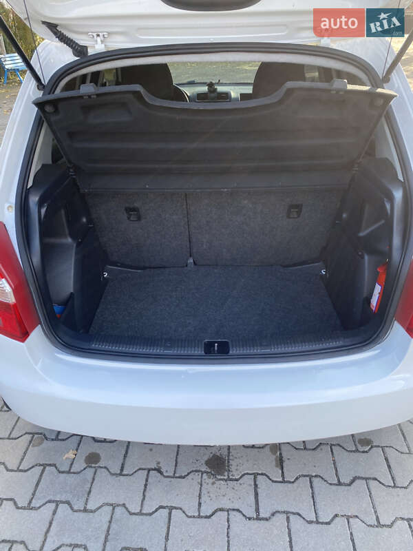 Хэтчбек Skoda Fabia 2012 в Лужанах фото 4 Хэтчбек Skoda Fabia 2012 в Лужанах