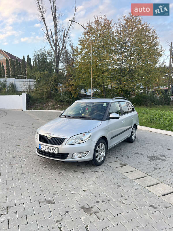 Универсал Skoda Fabia 2012 в Черновцах