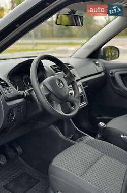 Хэтчбек Skoda Fabia 2013 в 
