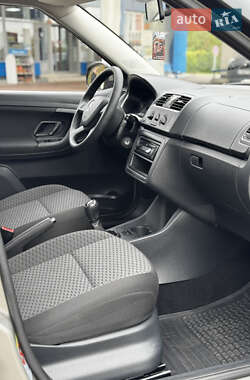 Хэтчбек Skoda Fabia 2013 в 
