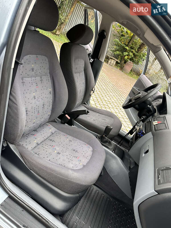 Универсал Skoda Fabia 2002 в Тернополе