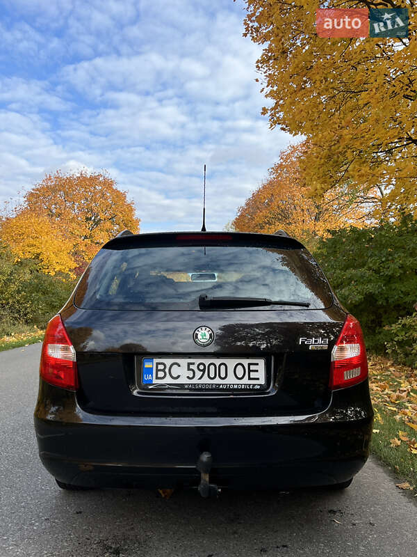 Універсал Skoda Fabia 2008 в Львові