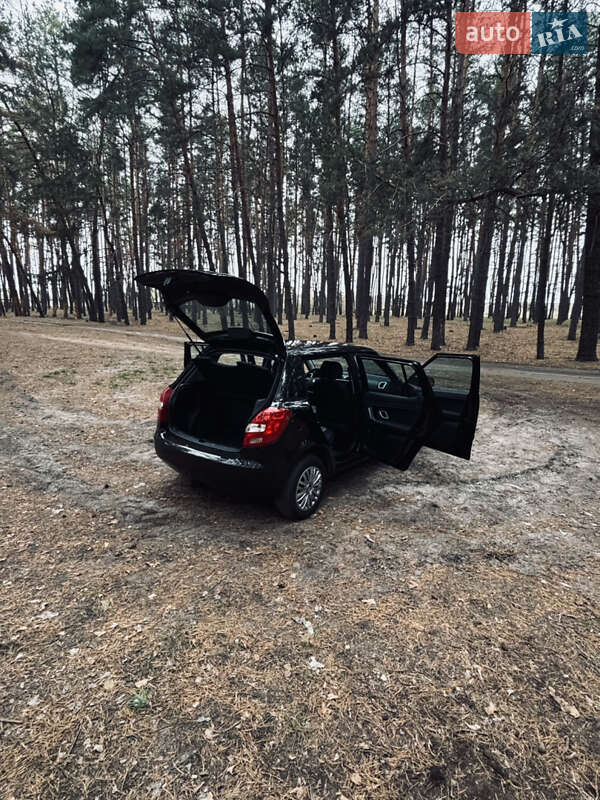 Хэтчбек Skoda Fabia 2008 в Солоницевке