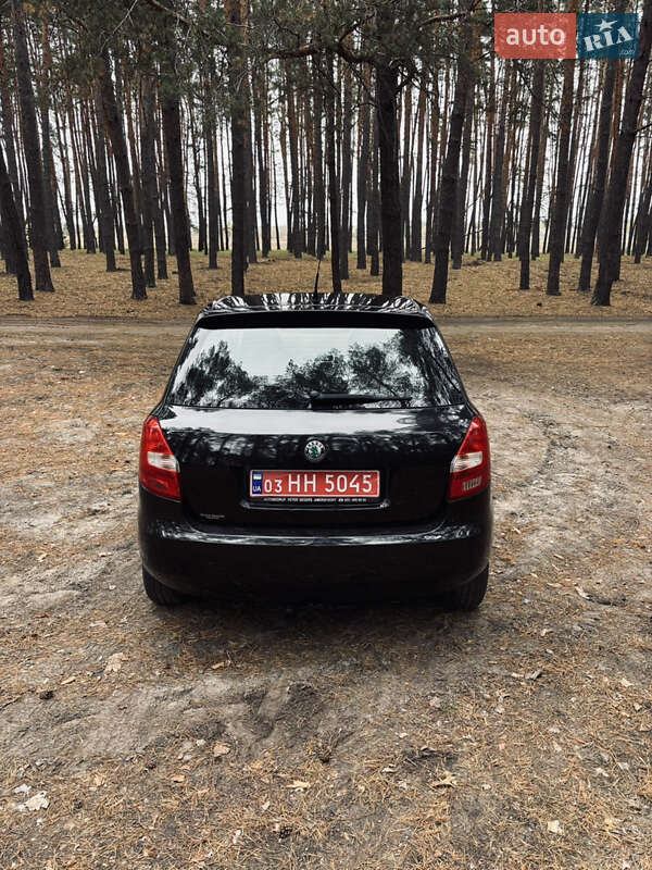 Хэтчбек Skoda Fabia 2008 в Солоницевке