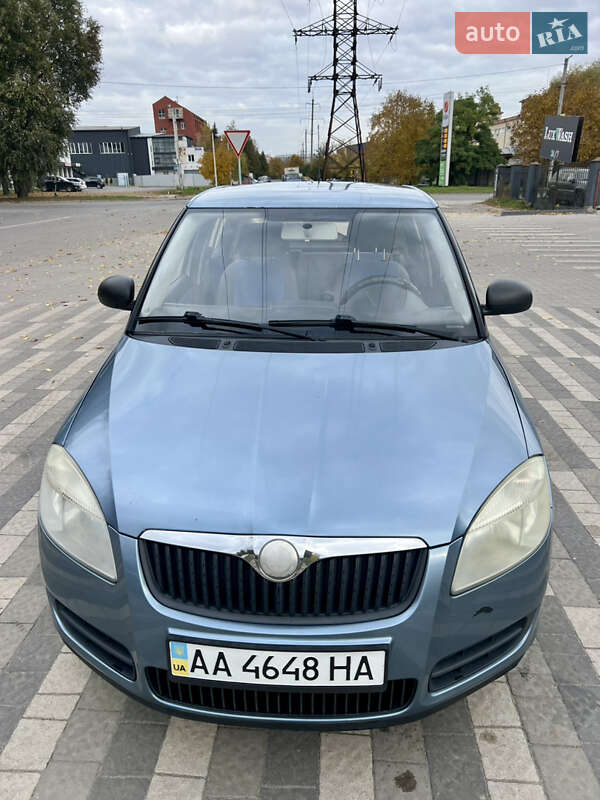 Хетчбек Skoda Fabia 2007 в Львові фото Хетчбек Skoda Fabia 2007 в Львові