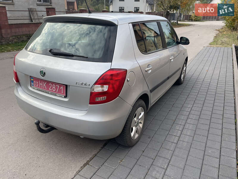 Универсал Skoda Fabia 2011 в Сарнах фото 4 Универсал Skoda Fabia 2011 в Сарнах