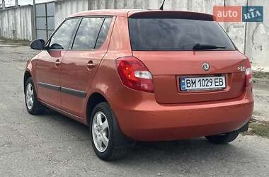 Хэтчбек Skoda Fabia 2008 в 
