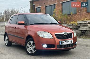 Хэтчбек Skoda Fabia 2008 в 