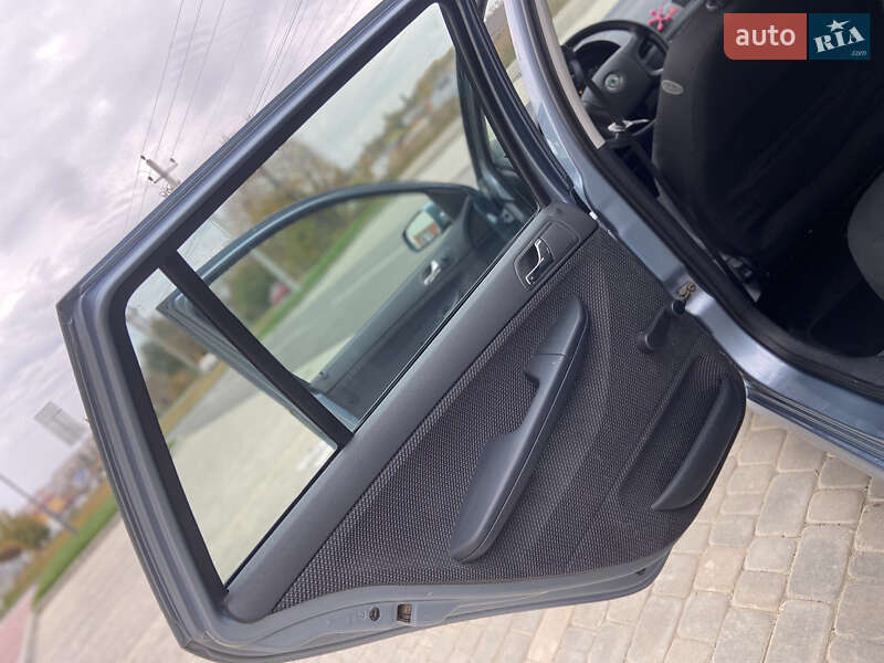 Универсал Skoda Fabia 2005 в Виннице