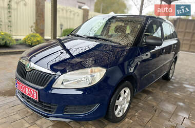 Универсал Skoda Fabia 2011 в 