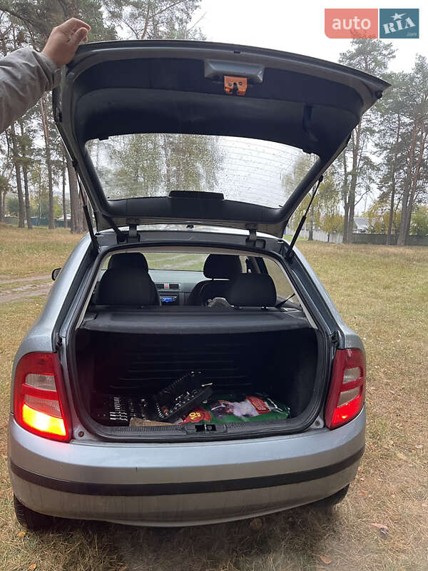 Хетчбек Skoda Fabia 2004 в Чернігові