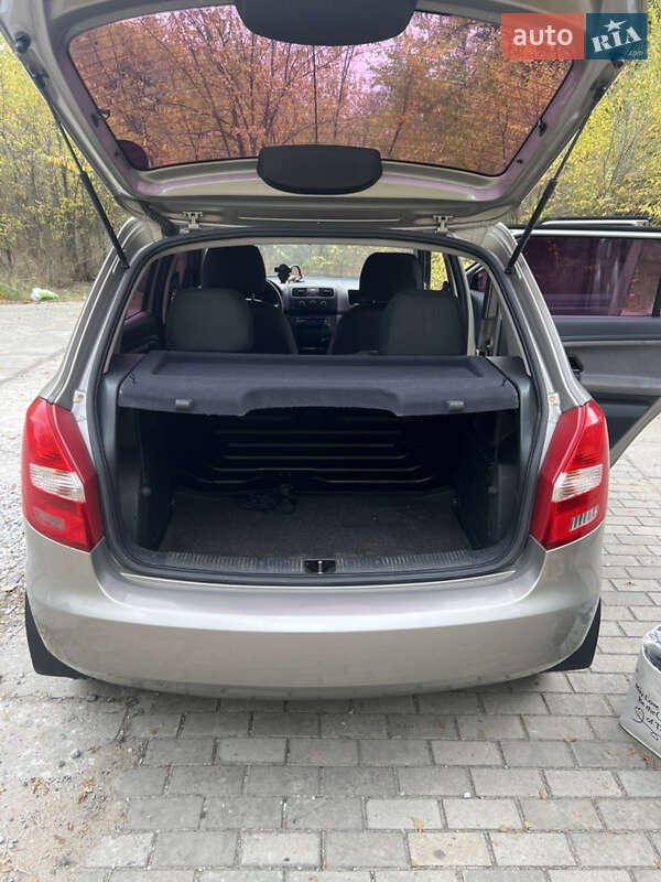 Хетчбек Skoda Fabia 2009 в Запоріжжі фото 8 Хетчбек Skoda Fabia 2009 в Запоріжжі