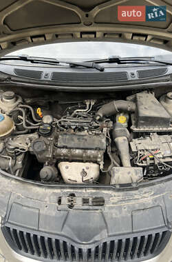Хэтчбек Skoda Fabia 2009 в  фото 13 Хэтчбек Skoda Fabia 2009 в