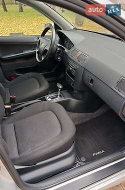 Универсал Skoda Fabia 2004 в  фото 15 Универсал Skoda Fabia 2004 в