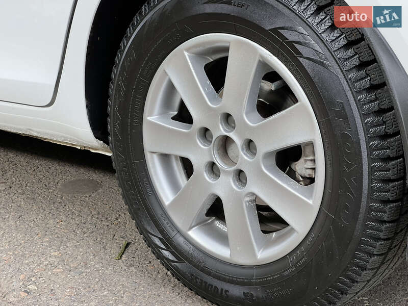 Хетчбек Skoda Fabia 2013 в Чернівцях