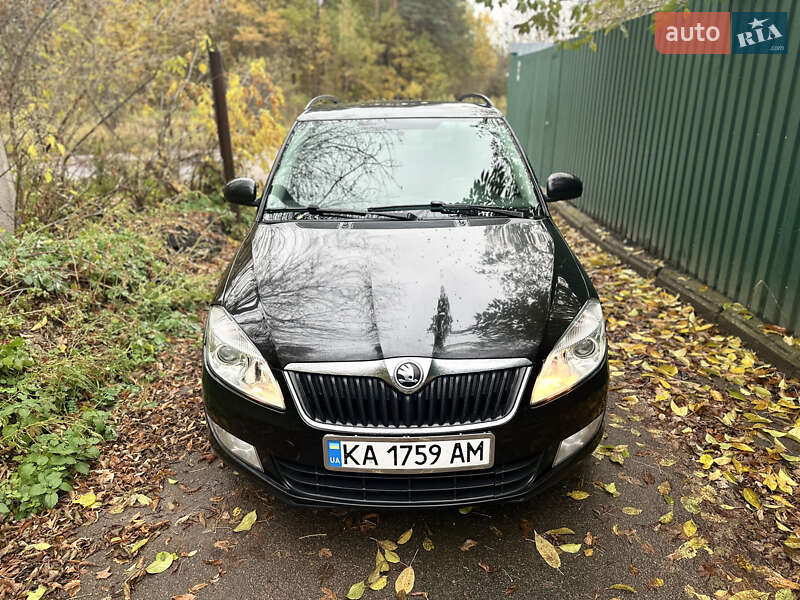 Універсал Skoda Fabia 2013 в Житомирі
