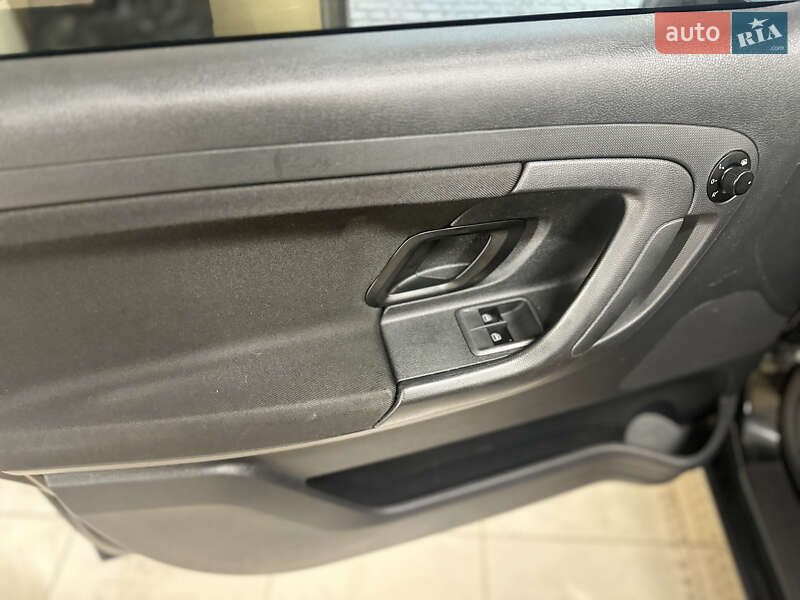 Універсал Skoda Fabia 2013 в Житомирі