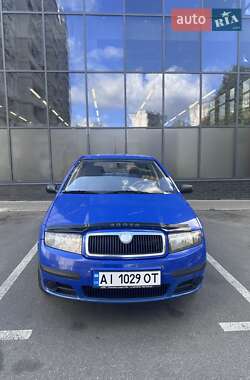 Хэтчбек Skoda Fabia 2006 в Киеве